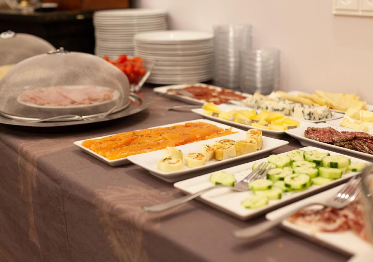 Hotel Restaurant Oasis Nizza